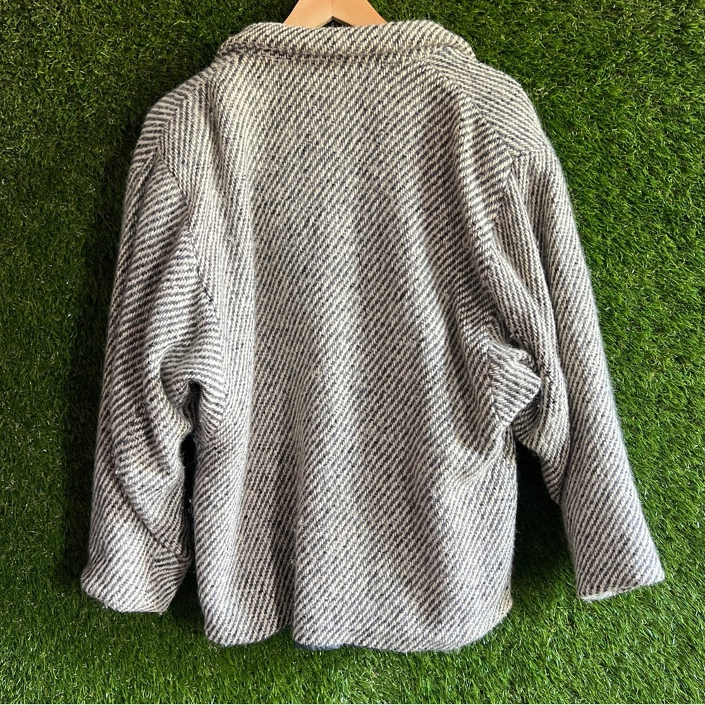 Album by Kenzo Vintage Oversized Cardigan Jacket Japanese Wool Rare Collectible - Picture 2 of 7